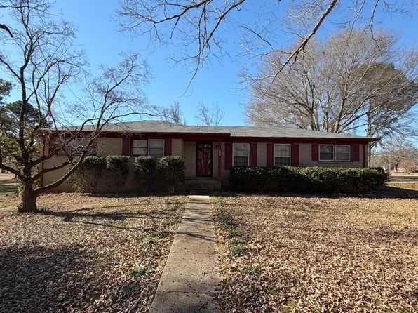 6111 Homestead Rd, Huntsville, AL 35811