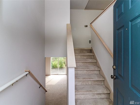 2nd image of 4826 36th St NE