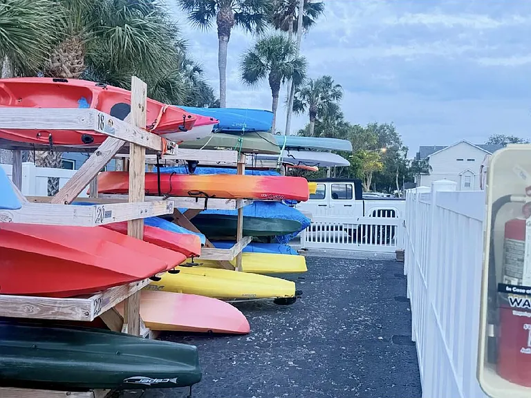 464 N Paula Dr #301 — Photo 4