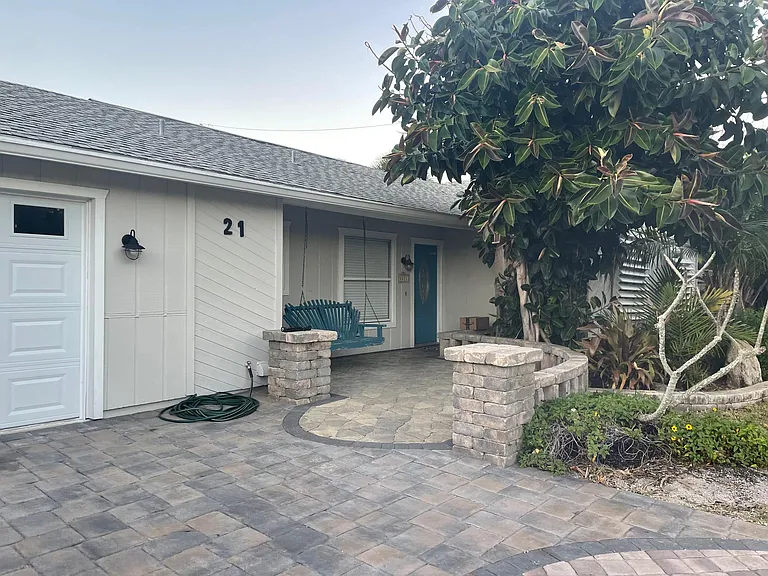21 Hillside Dr — Photo 13