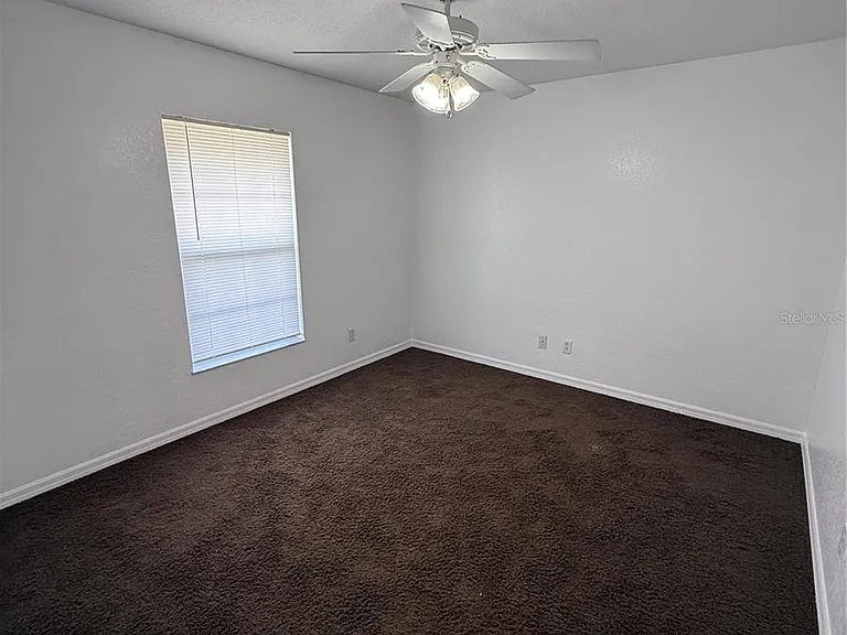 11018 SE 56th Ave — Photo 11