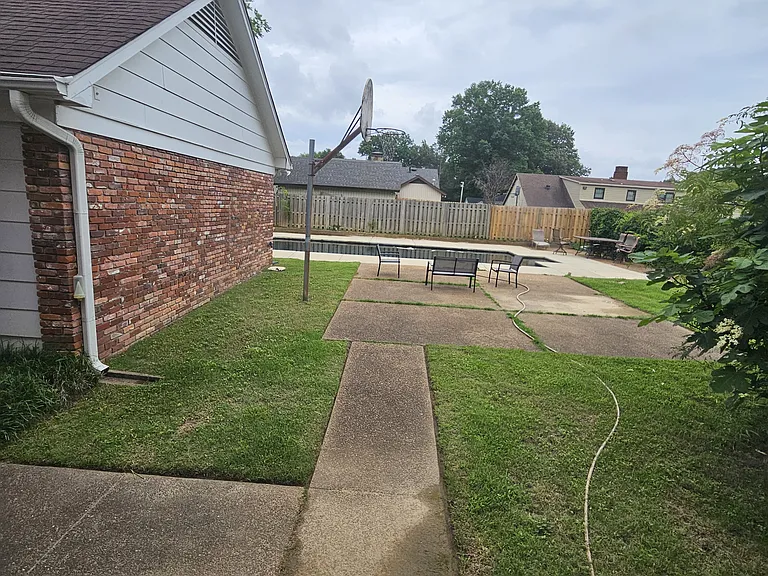 516 S Yates Rd — Photo 44