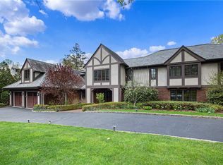25 Hampton Rd, Scarsdale, NY 10583