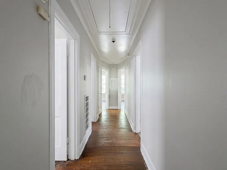 2811 Samford Ave — Photo 7