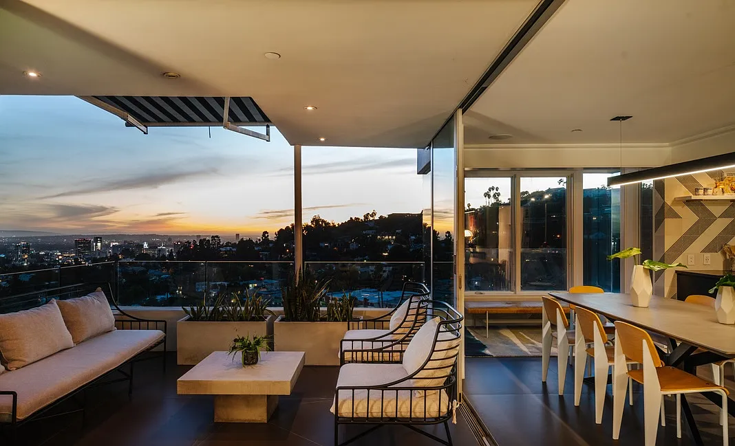 Rutherford Dr, Los Angeles — Photo 1