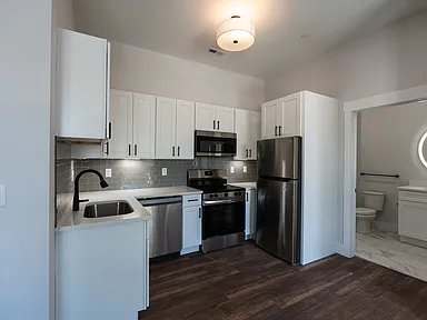 Tour 1- Standard Floor Plan