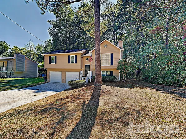 604 Cedar Creek Dr, Dallas, GA 30157