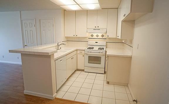 4th image of 27236 Luther Dr APT 703