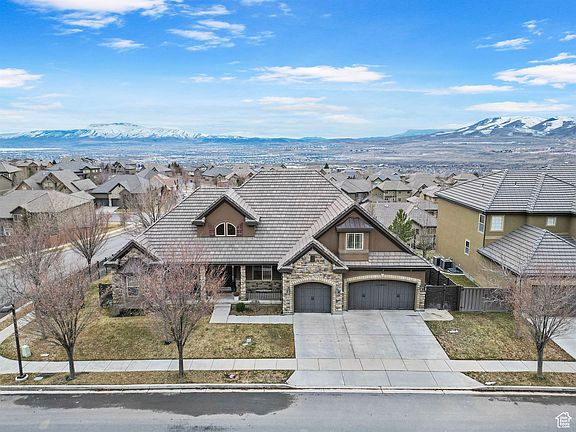 5th image of 2073 W Shadow Wood Dr