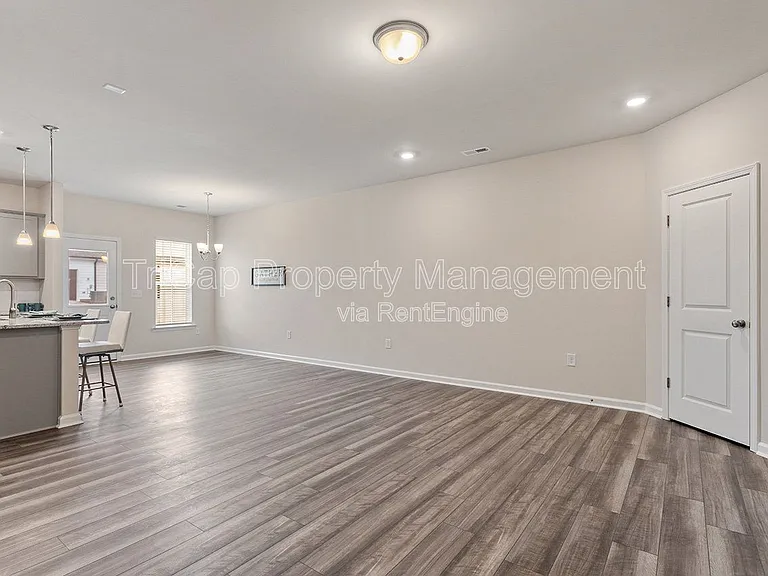 416 Glen Clova Dr — Photo 9
