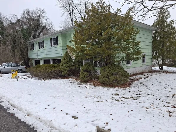 6 Hunter Rd, Lincoln Park, NJ 07035