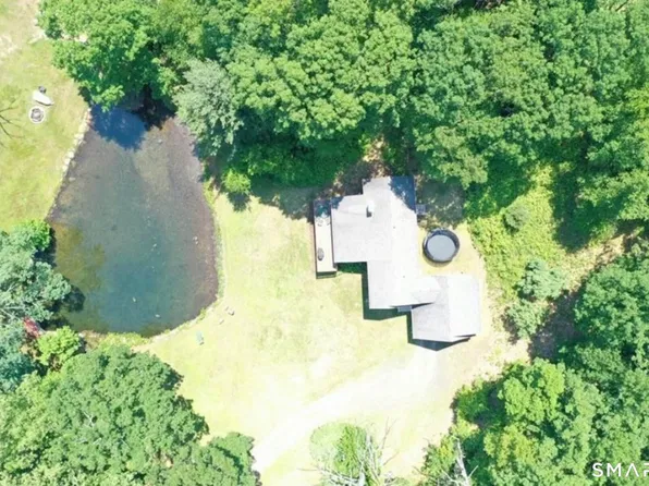 11 Old Stage Coach Road, Haddam, CT 06441