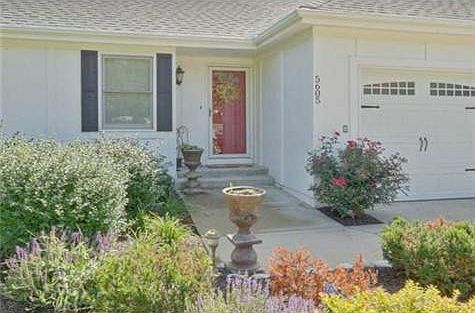 2nd image of 5605 W 151st Ter