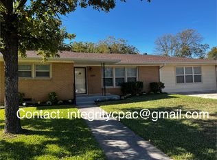 1203 Magnolia St, Gainesville, TX 76240