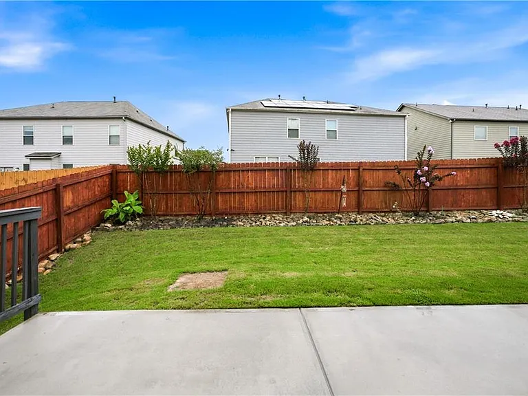2053 Hamilton Lake Pkwy — Photo 38