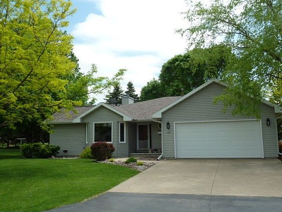 Great Location and Beautiful home!