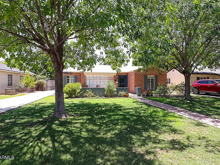 1317 W Holly St — Photo 6
