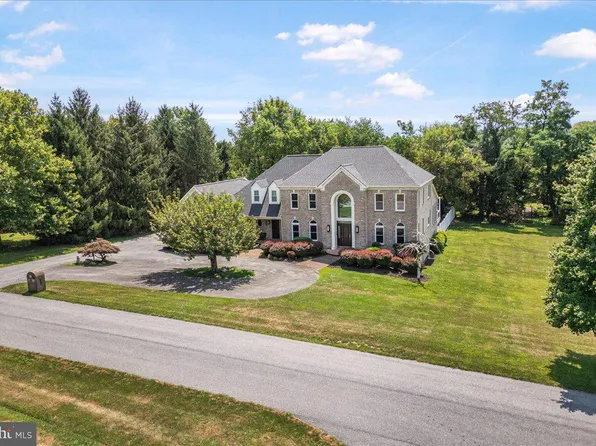 6603 Babak Dr, Frederick, MD 21702