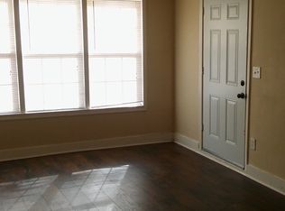 2115 Cloverdale St, Arlington, TX 76010