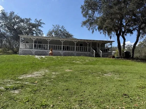 900 Racoon Trl, Frostproof, FL 33843