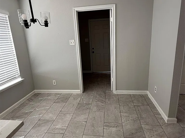 9002 Roos Rd — Photo 13