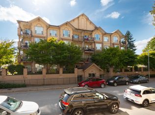 20286 53a Ave #101, Langley, BC V3A 0A8