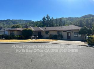 1074 Albright Pl, Ukiah, CA 95482