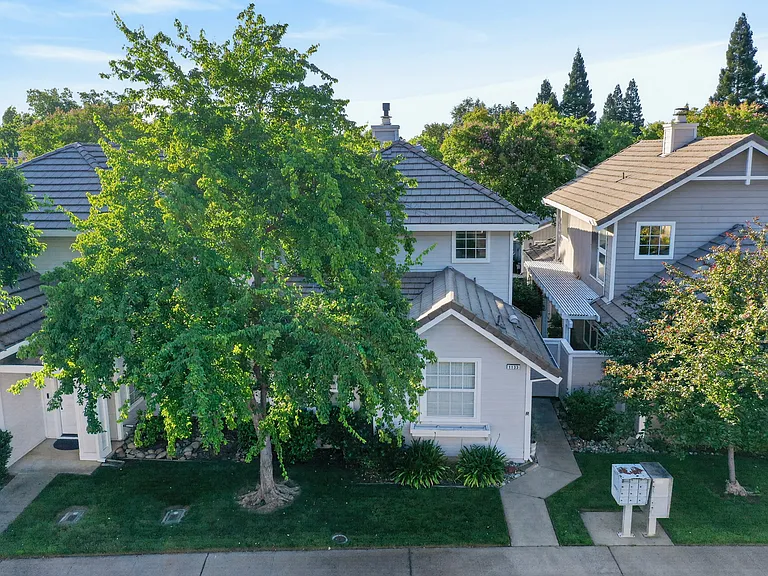 1133 Sandy Creek Dr — Photo 38