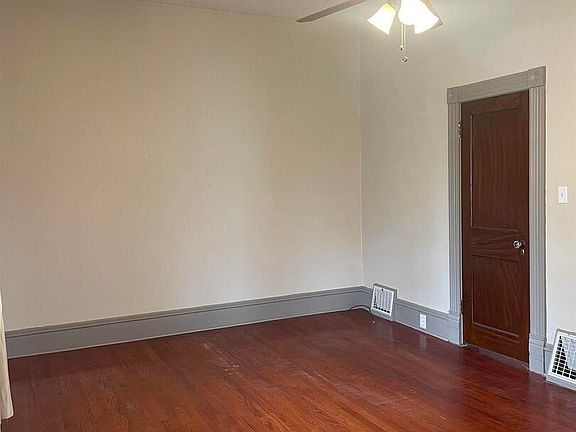 3rd image of 644 3rd Ave S