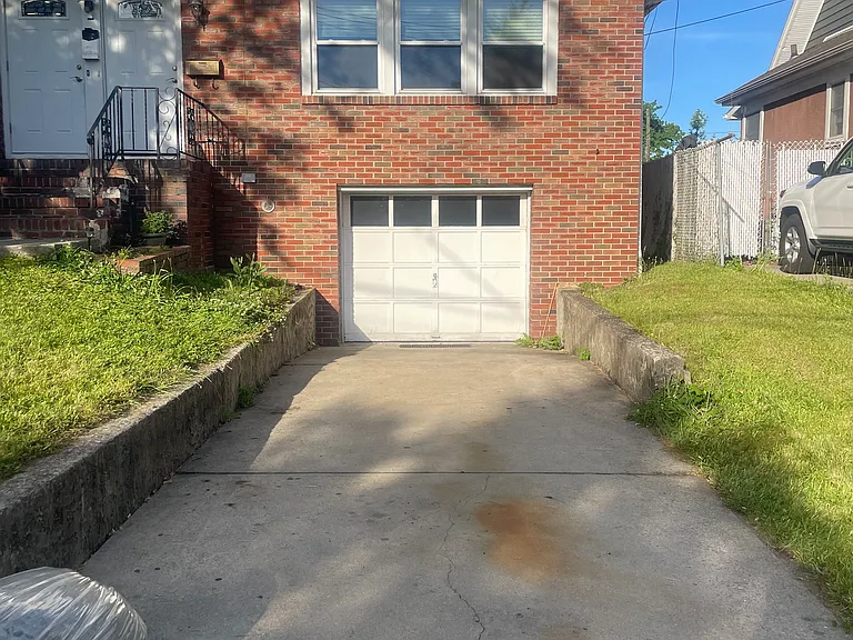 45 Ebony St #1 — Photo 4