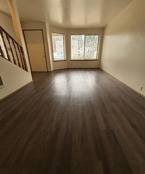 214 Varner Ave SE #1 — Photo 3