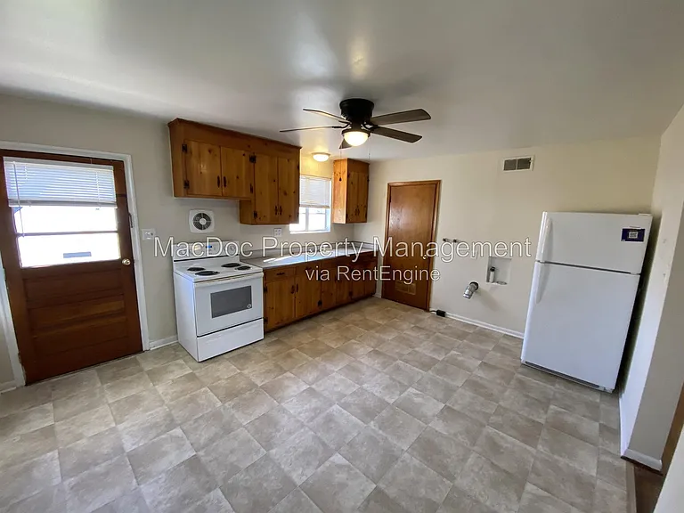 423 Hill St #3 — Photo 8