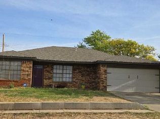 1124 Trinchera Dr, Amarillo, TX 79110