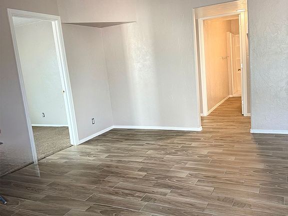 4th image of 1620 S Santa Rita Ave