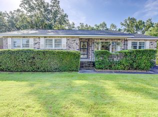 7020 Kenneth Dr, North Charleston, SC 29406