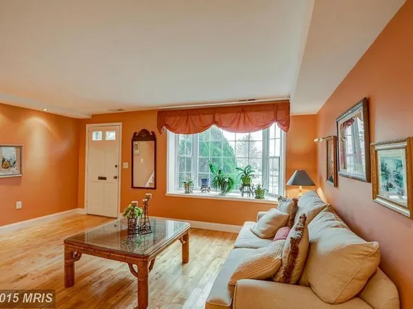 3776 Keller Ave, Alexandria, VA 22302