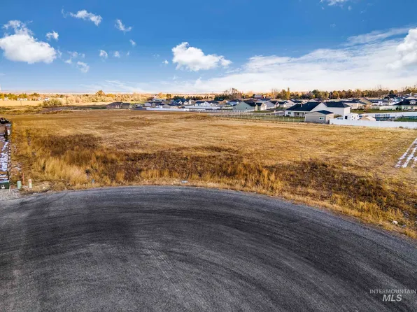 3754 N 2469 E, Twin Falls, ID 83301