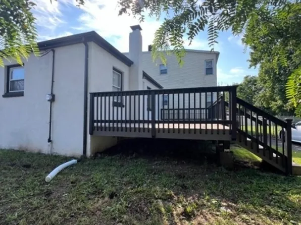 417 Carnegie St, Linden City, NJ 07036
