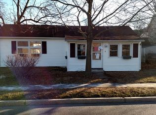 10 N West St, Harrington, DE 19952