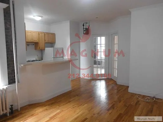 Rented by Magnum Realty Holdings, LLC | media 23