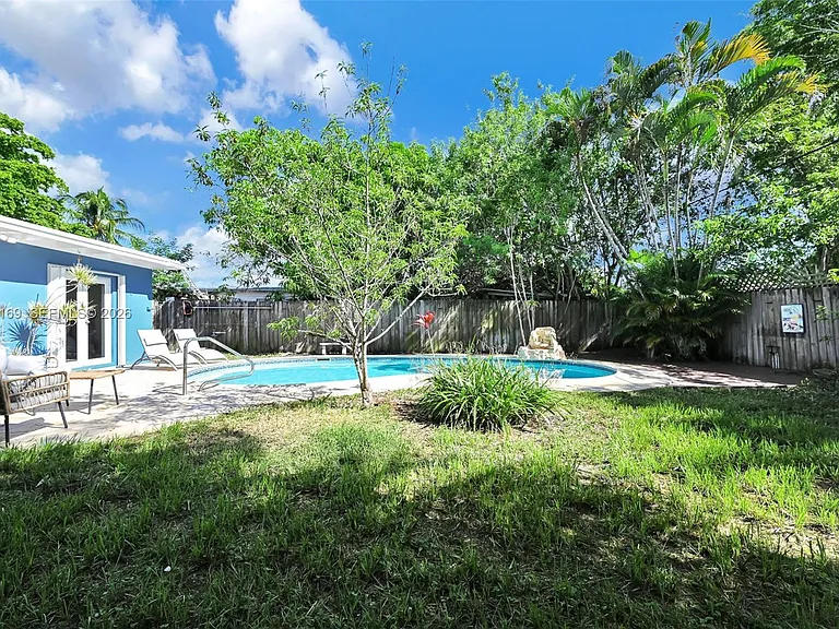 1328 N Andrews Ave — Photo 37