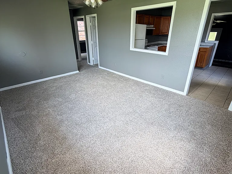 10714 Curran Rd — Photo 6