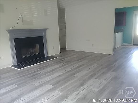 4th image of 5 Candleberry Court