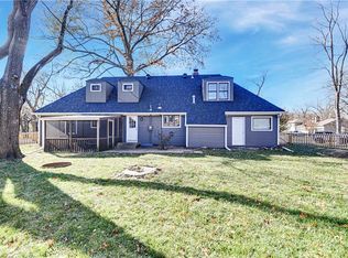 10417 Maple Dr, Overland Park, KS 66207