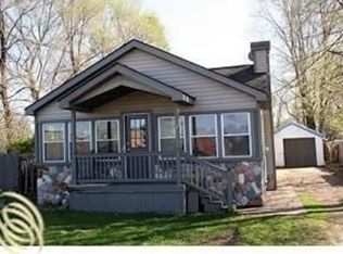 4327 W Walton Blvd, Waterford, MI 48329