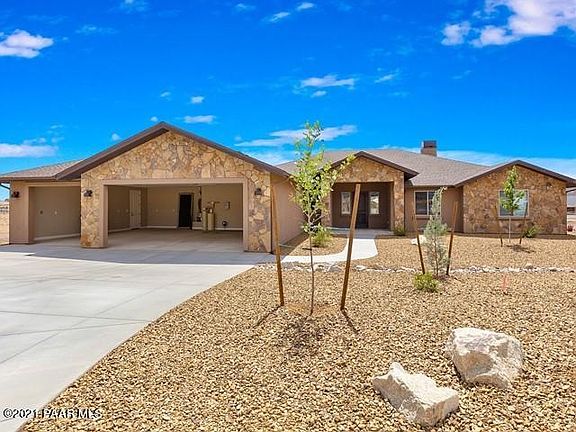 3rd image of 12840 N Chancella Cir
