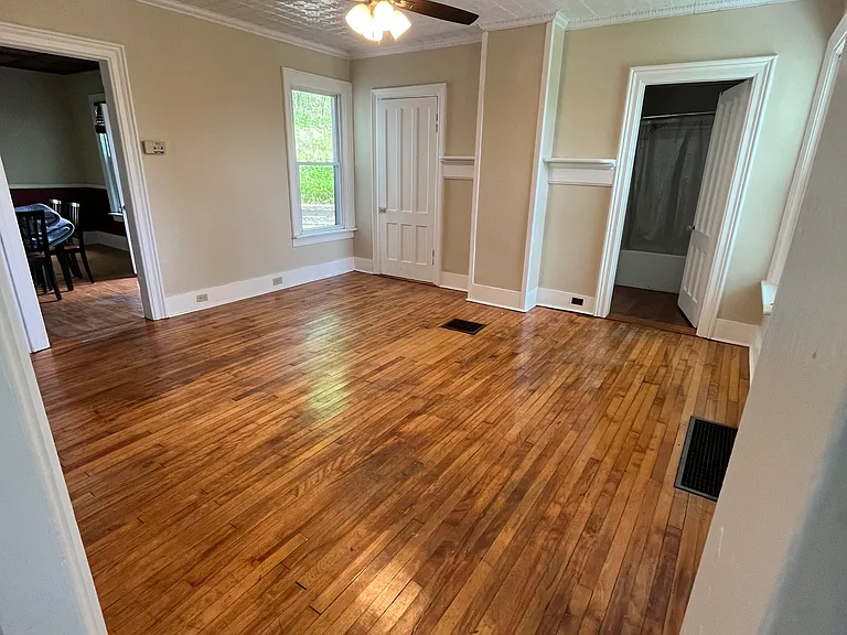 4750 Syracuse Rd — Photo 3