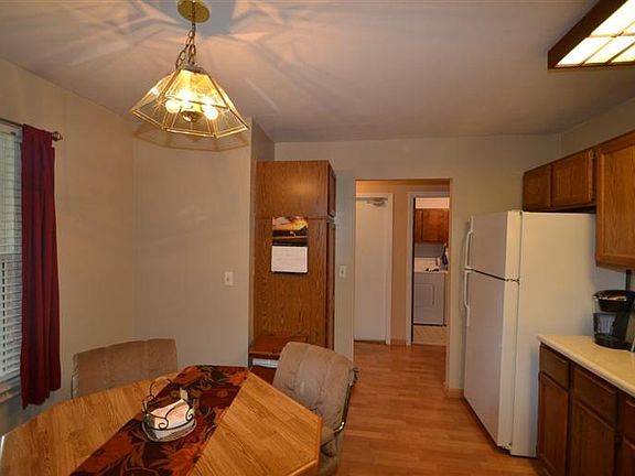 5th image of 1273 Firethorne Dr