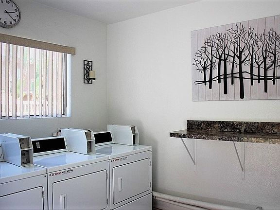 4th image of 16208 Cornuta Ave APT 14