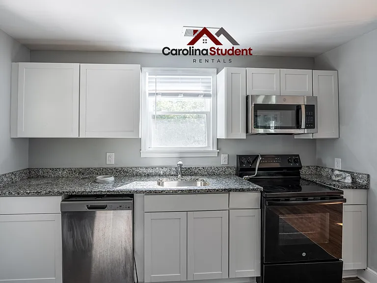 1637 Elmtree Rd — Photo 9